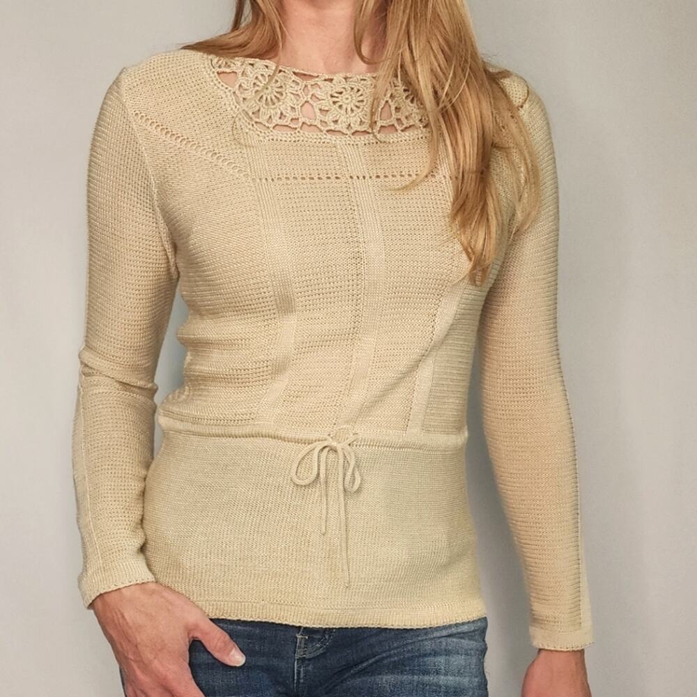 Vintage Tie Waist Crochet Flower Sweater